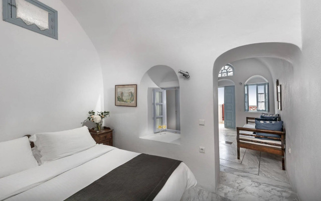 Aigialos Luxury Traditional Houses