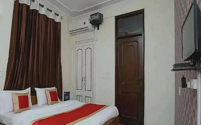 Pop 80797B Hotel Suvidha