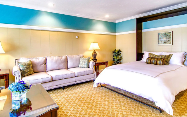 Wayside Inn