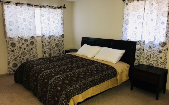 New Albany 3 BR Walkout Apartment