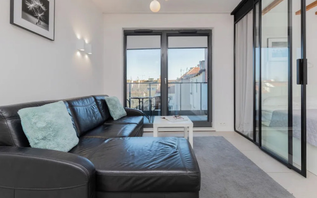 Browar Gdański 51 Apartment by Renters