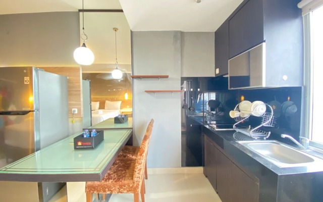 Spacious And Modern Studio Room At Sudirman Suites Bandung