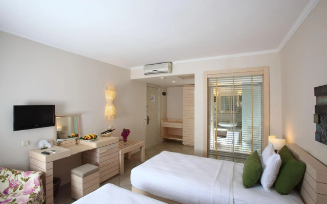 Hotel Zeytinada