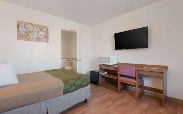 Econo Lodge