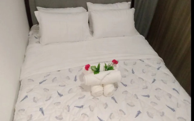 Luxurious Bayview 2BR Near MOA Picc CCP Free Wifi