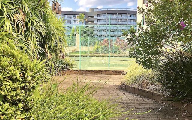 Cairns Apartment Esplanade Ocean Views