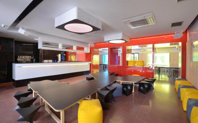 AMISTAT Island Hostel Ibiza - ALBERGUE JUVENIL