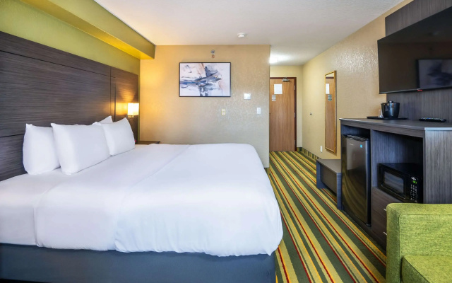 Quality Inn & Suites