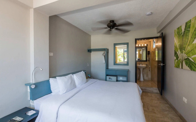 The Caribbean Sun Apart Suites