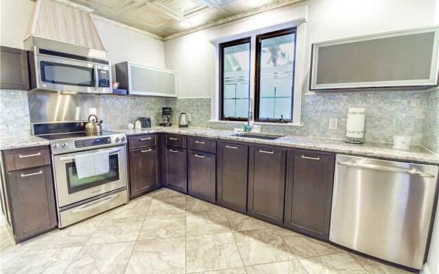 Sea Biscuit - Three Bedroom Home