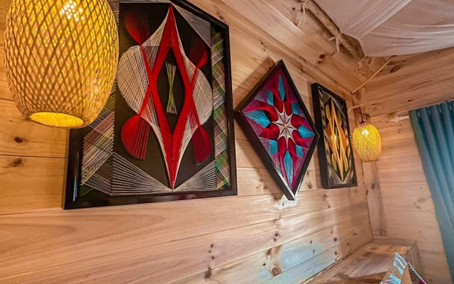 Phoenix Moc Chau Hotel