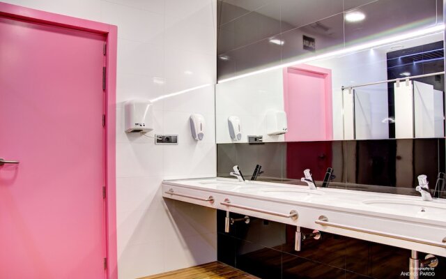 Urban Youth Hostel