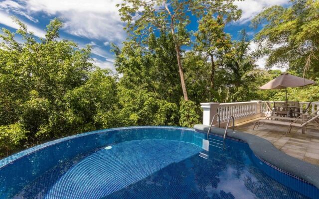 Luxury Ocean View Condo - Ultimate Convenience