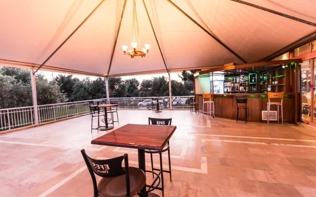 Hanedan Beach Hotel