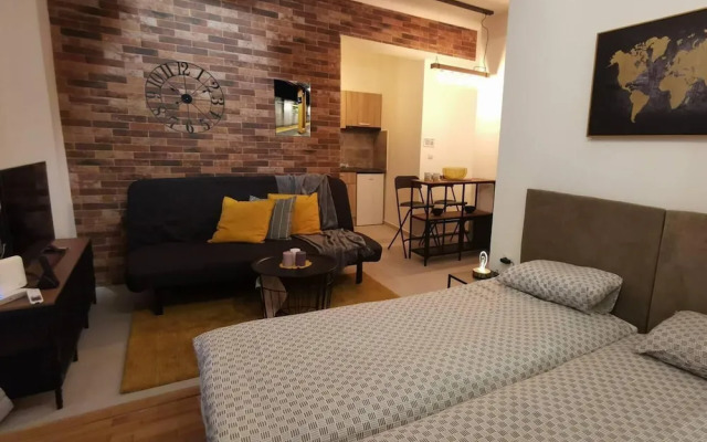 Charming 1-bed Apartment Located in Athina