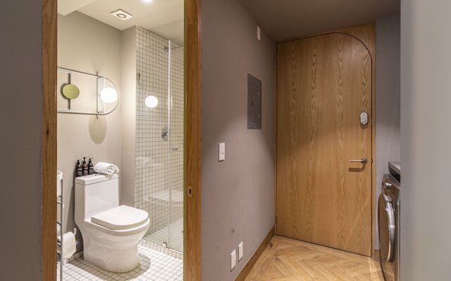 Casa Londres by Kukun