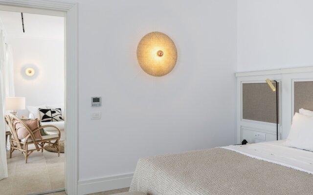 Bonzoe Suites & Villas
