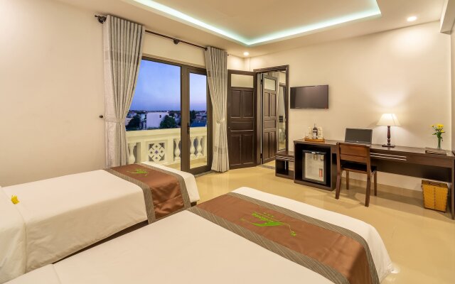 Viet Long Hoi An Beach Hotel