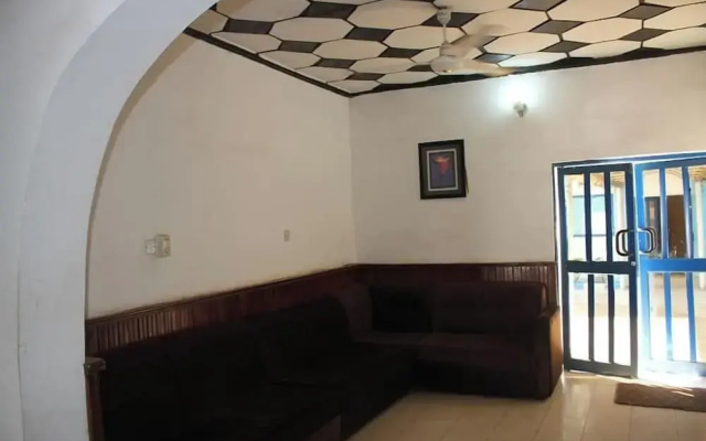 Tavern Luxury Hotel and Suites Ltd