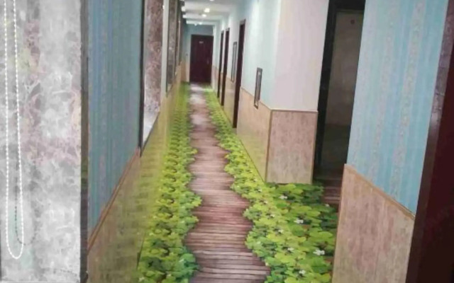 Donghuang Hotel
