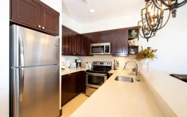 360 Splendor Del Pacifico Residences