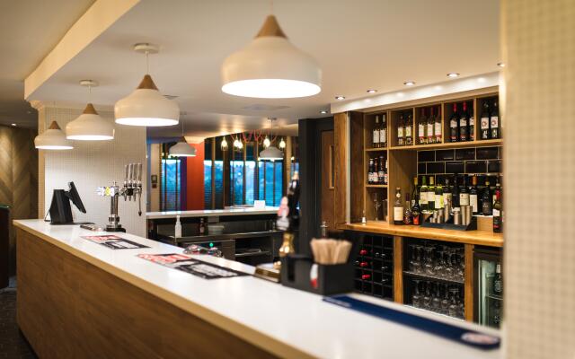Holiday Inn Stoke on Trent M6, Jct 15 by IHG
