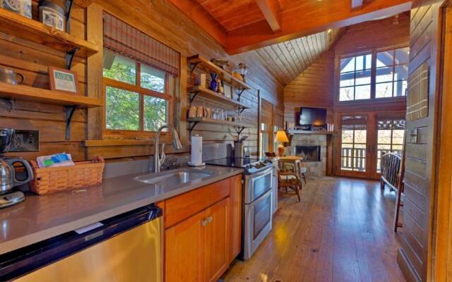 Wild Turkey's Roost - 1 Br Cabin