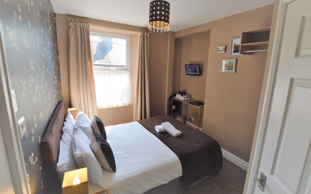 All Seasons Guest House