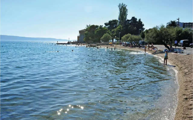 Apartment Kastel Kambelovac 10