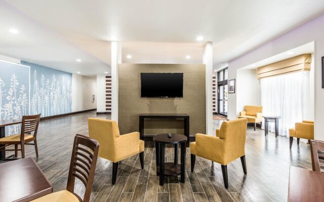 Sleep Inn & Suites