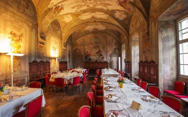 Casa Regina Montis Regalis