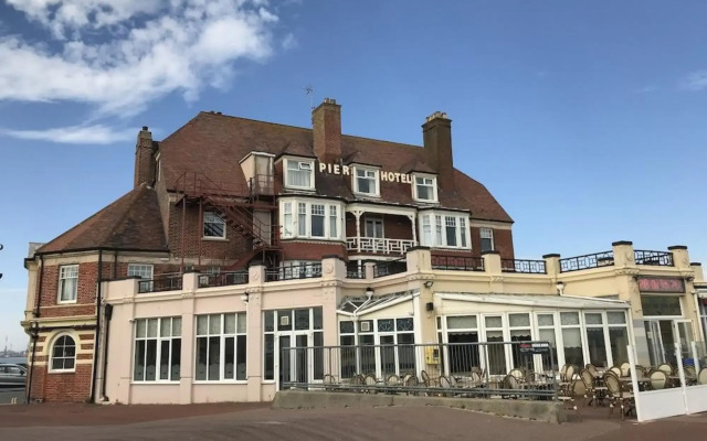 Pier Hotel