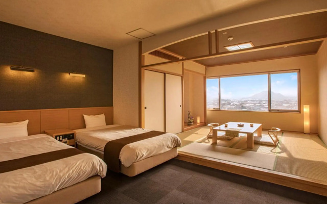 Yashima Nada Onsen Tresta Shirayama