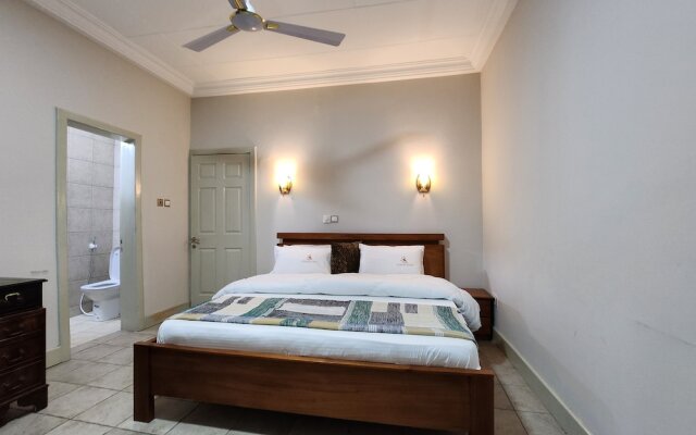 Manet Court Estates
