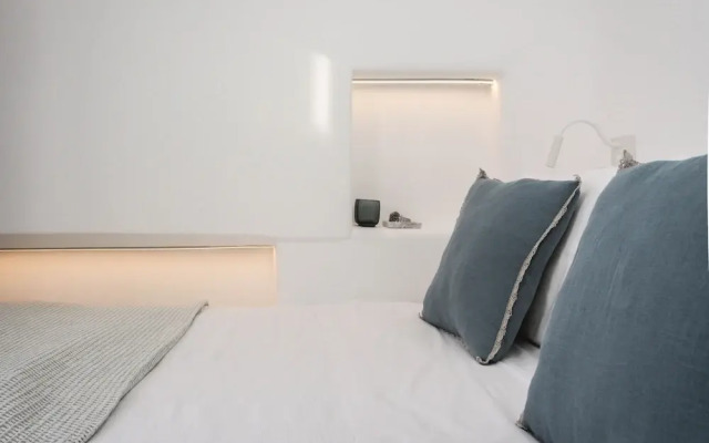 Roofs of Chora, Townhouse with Rooftop Pool - Adults Only