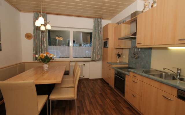 Luxurious Chalet In Zell Am See With Sauna