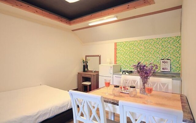 Gyeongju Travel by Moonlight Pension