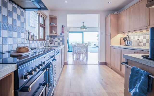 Beachways - 5 Bedroom Holiday Home - Saundersfoot