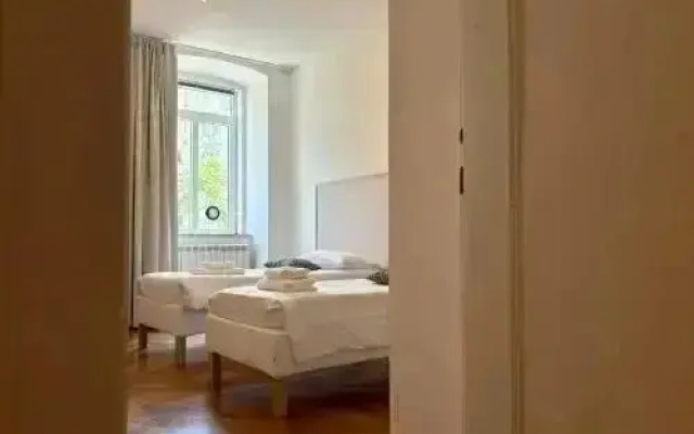 Flat Belpoggio 13