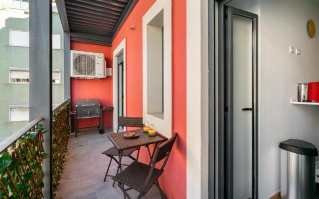 Premium Family Apartment W/ Lift, Ac & Barbecue