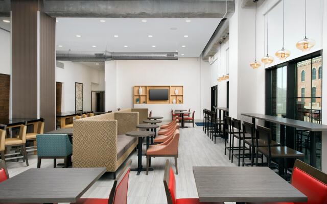 Holiday Inn Express Pensacola Downtown by IHG