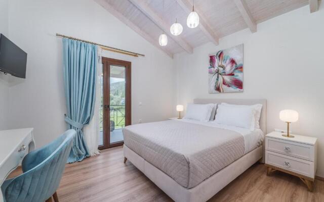 Vincenzo Suites
