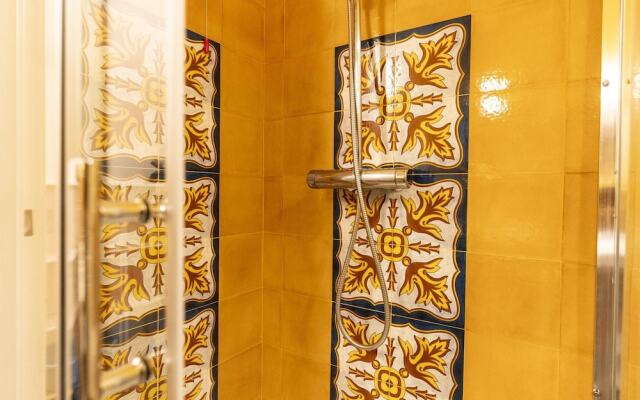 Via Carlo De Cesare 56 - Camera 2