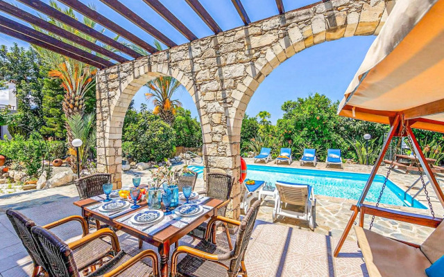 Villa Solon in Polis