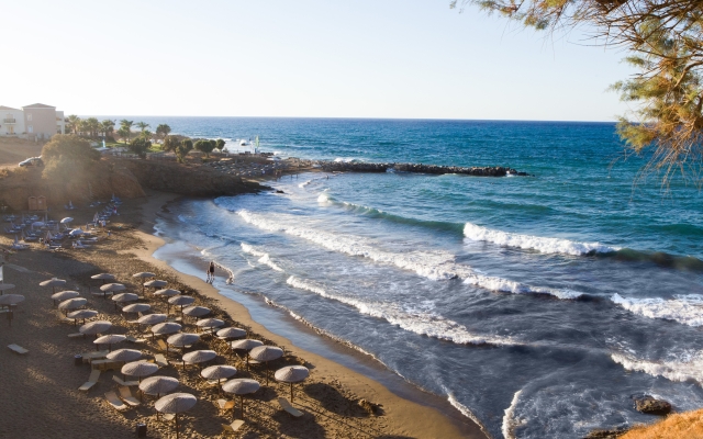 Panormo Beach