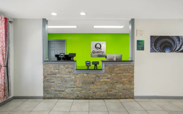 Quality Inn Bessemer I-20 exit 108