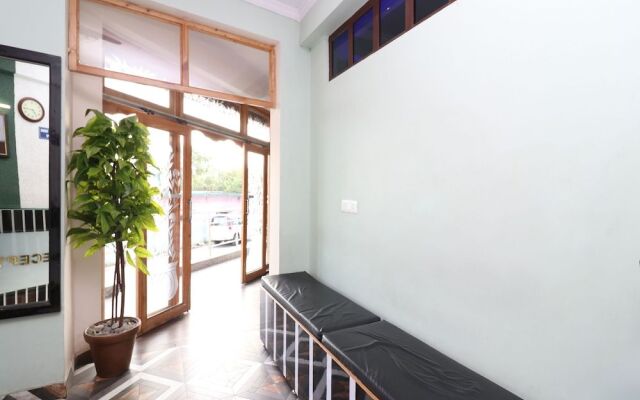 OYO 19123 Sunshine Guest House