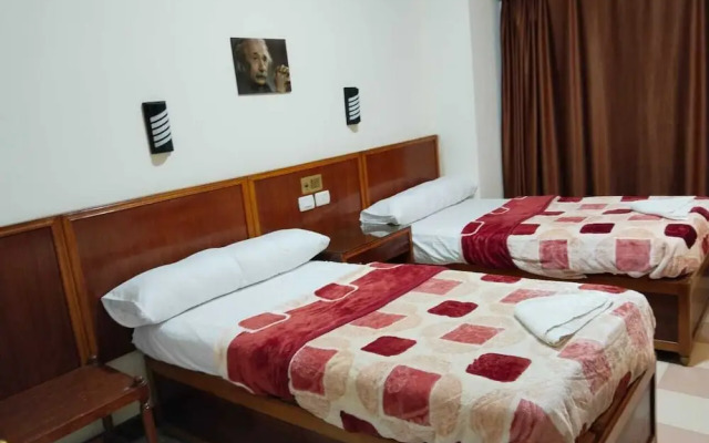 Merryland Hotel