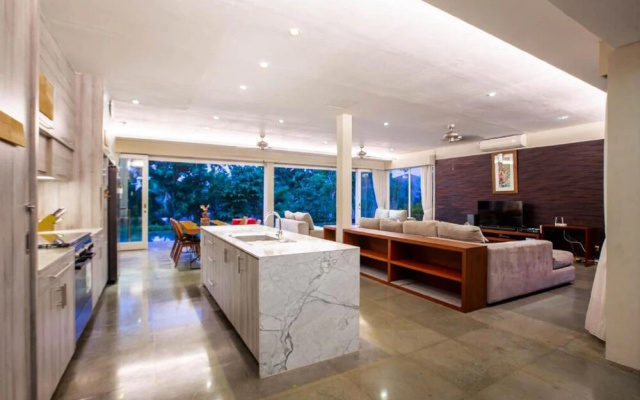 Luxury 3BR Kahuripan Villa