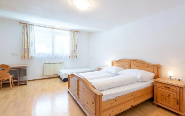 Nice Apartment in Fugen Near Ski-lift